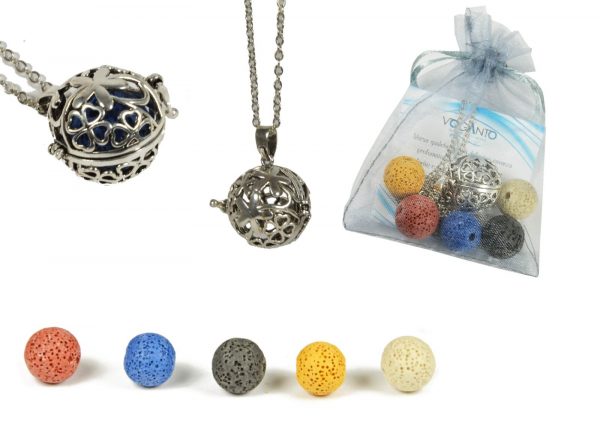 COLLANA con POMANDER PORTA ESSENZE Quadrifoglio
